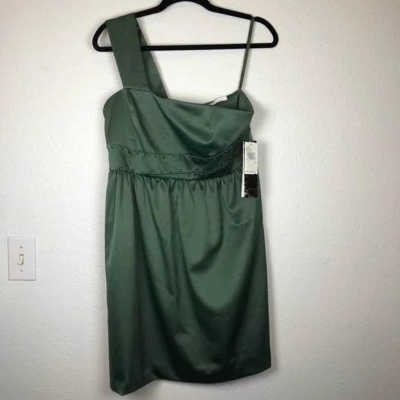 slim fit dress slacks Kenzie Mini Dress Green